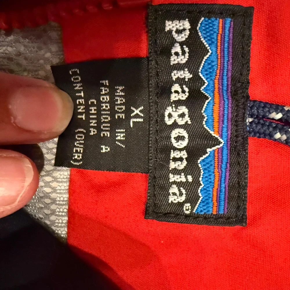 Mens Patagonia Rain Jacket - Picture 11 of 13
